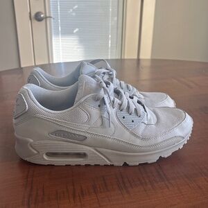Nike 11.5 men’s Air Max 90 wolf gray sneakers tennis shoes